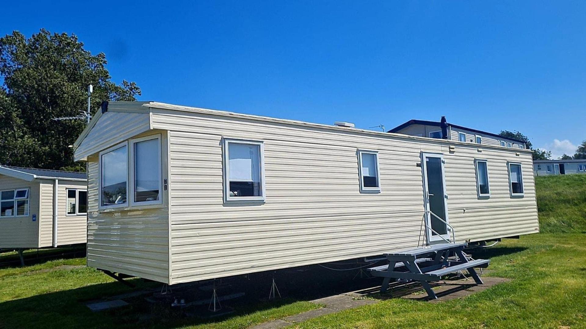 Seaside Caravan Retreat In Ayr Villa Bagian luar foto